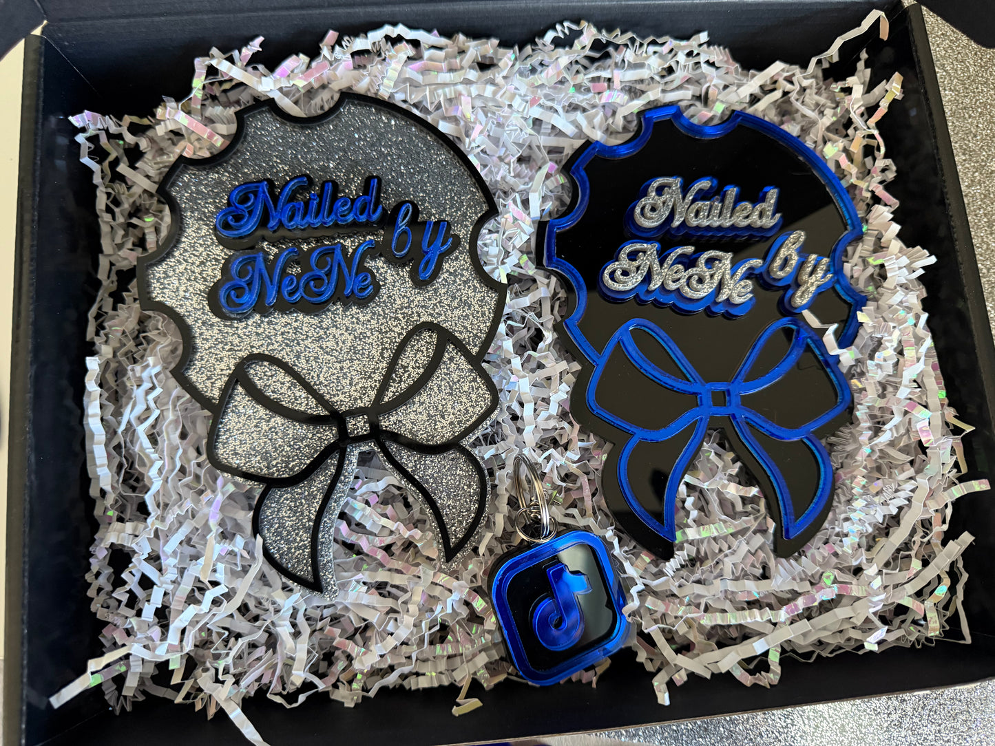 Bow Nailfie Disc (Nail Photo Prop)